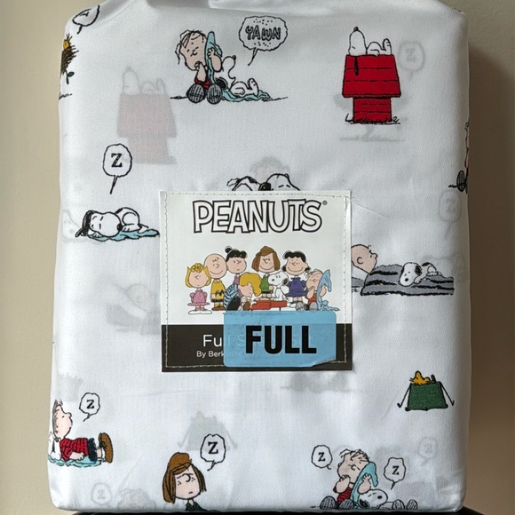 NEW Snoopy Peanuts Sneepy Nap Full Size Sheet Set - Picture 1 of 9
